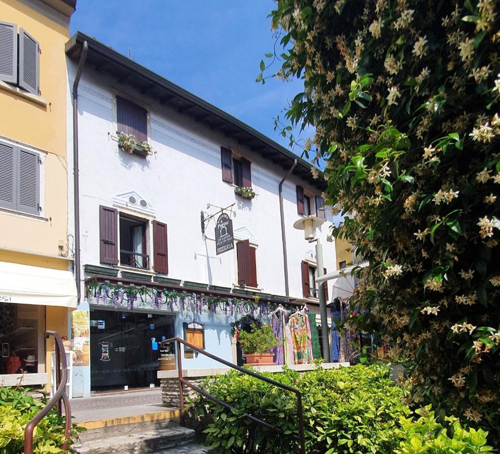 Appartamenti Adriana Sirmione Eksteriør billede